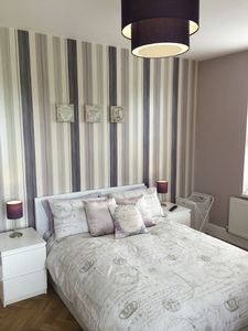 Bedroom- click for photo gallery